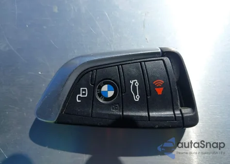 2021 BMW 3 Series M340I xDrive z USA, uszkodzony, nr VIN WBA5U9C06MFK82672